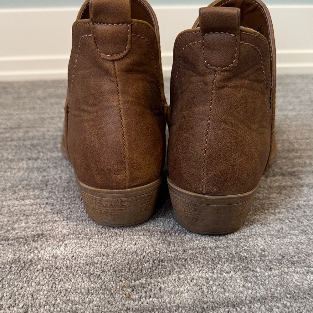 Universal Thread Brown Suede Chelsea Ankle Booties - Picture 3 of 5